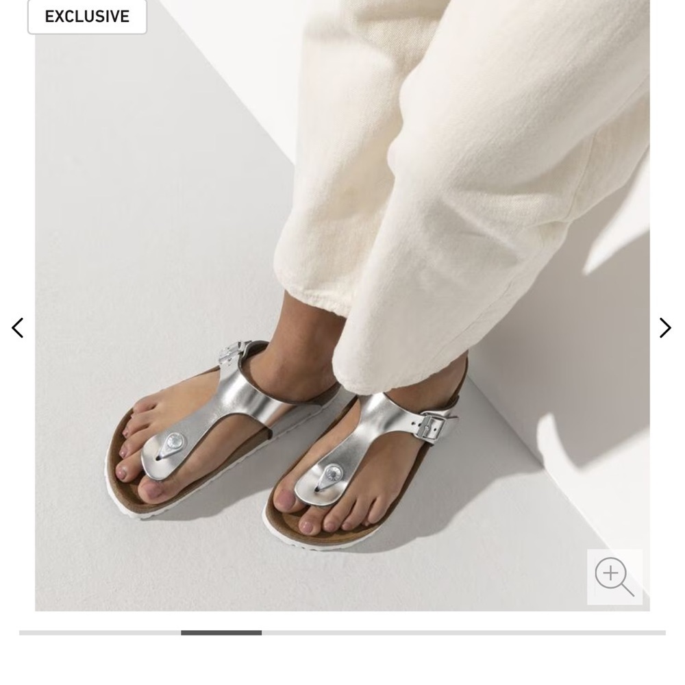 Birkenstock Silver Gizeh Sandals NWT